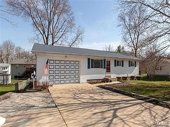 1st image of 652 Idaho Dr