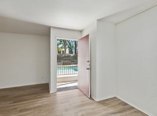 4044 Buena Vista St APT 116, Dallas, TX 75204