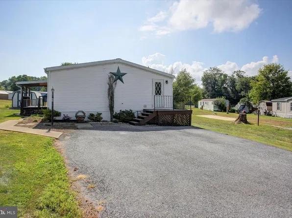 23 Short Ln, Shippensburg, PA 17257