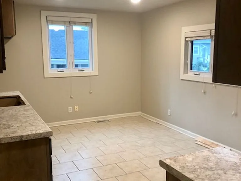 810 Chestnut St — Photo 17