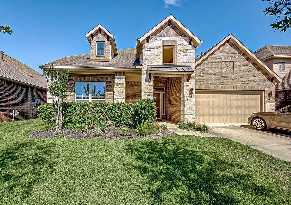 Welcome to your 2-Story Dr. Horton Home! 8118 Sedona Ridge Dr