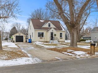 208 S Brook Ave, Porter, MN 56280