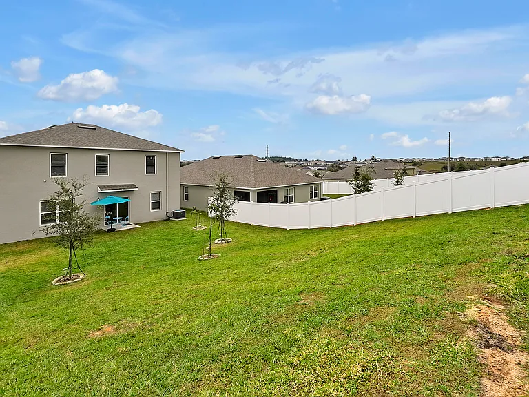 9673 Black Walnut Dr — Photo 60