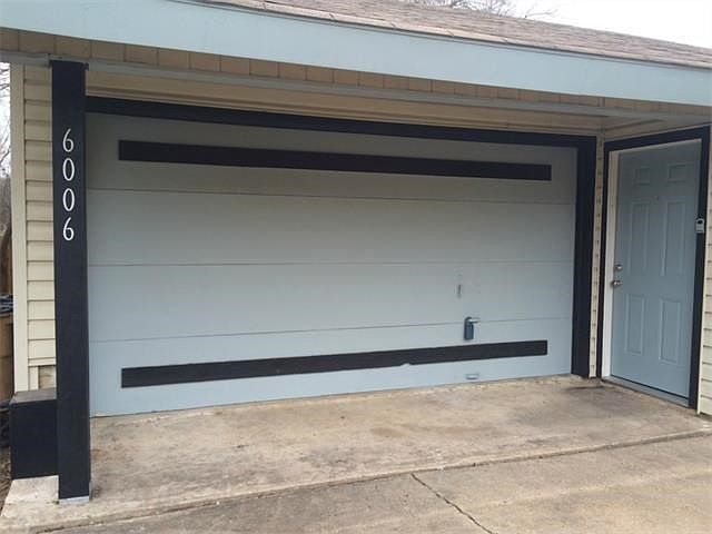 Spacious South Austin home with 2 car garage