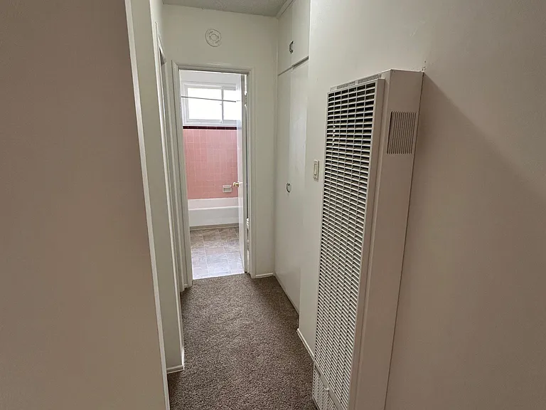24982 Court St #B — Photo 9