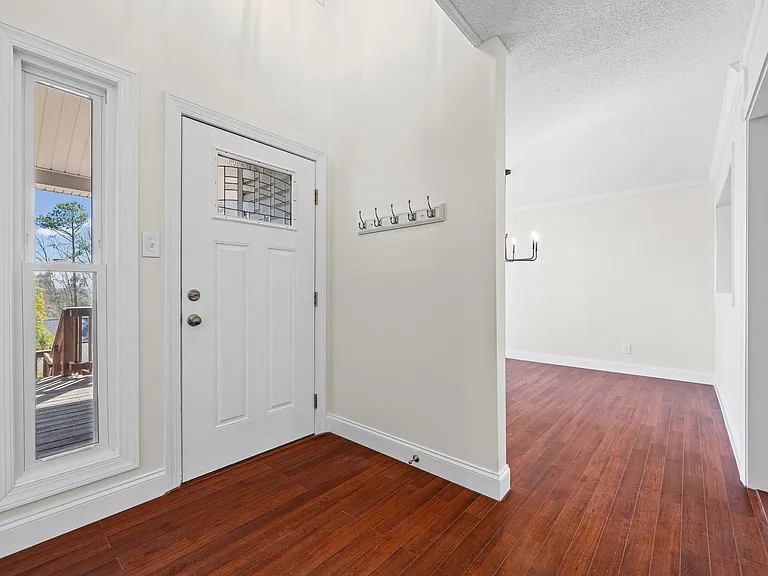 16149 Haroa Ct — Photo 4