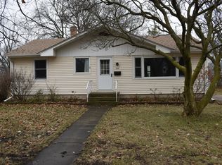 104 E Taylor St, Dekalb, IL 60115