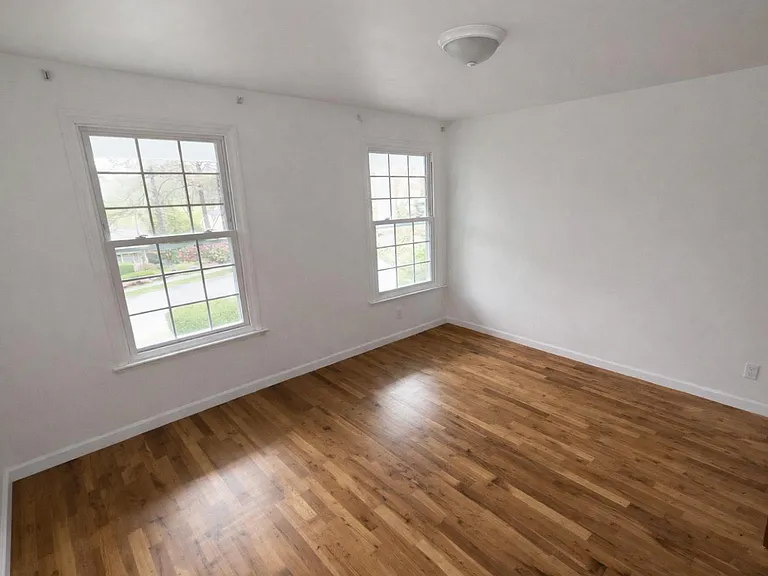upper bedroom