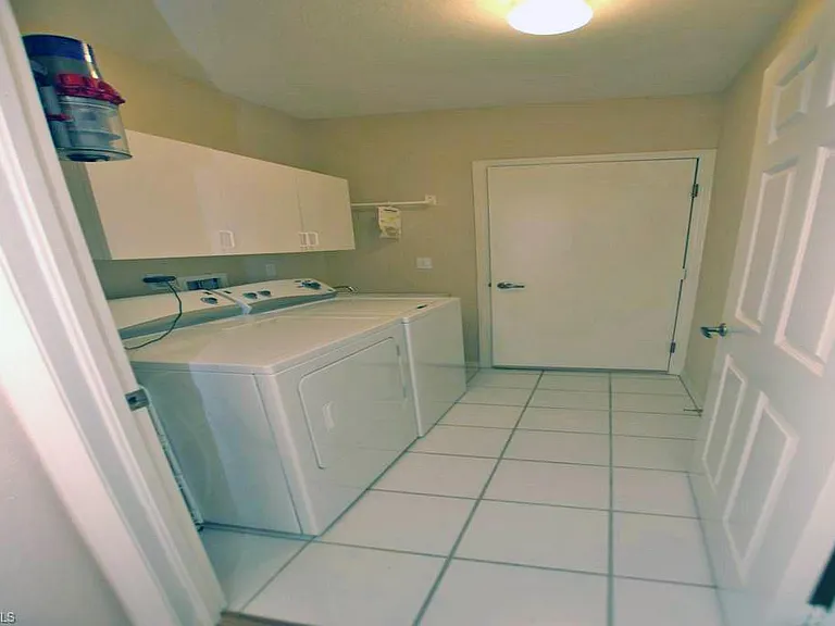 9111 Las Maderas Dr #102 — Photo 19