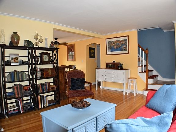 2nd image of 78 Garden Ave #82