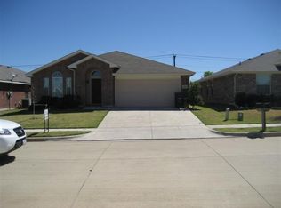 8021 Summer Stream Dr, Fort Worth, TX 76134