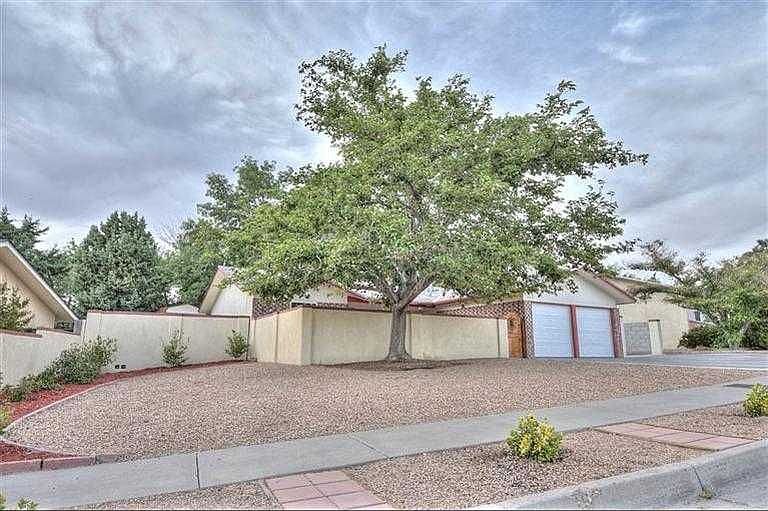 1st image of 10225 Malaguena Ln NE