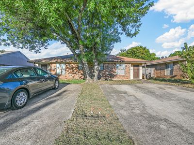 1126 S Clark Rd, Cedar Hill, TX, 75104