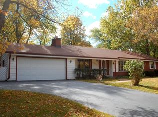 12815 W Cherrytree Ln, New Berlin, WI 53151