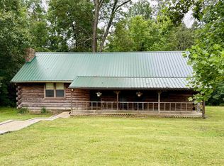 18 Oak Tree Ln, Springville, IN 47462