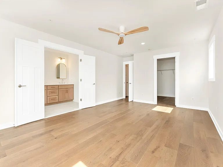 328A Madison St — Photo 12