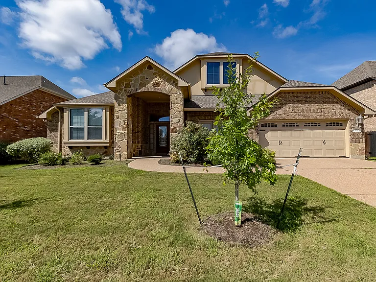 2905 Portulaca Dr — Photo 1