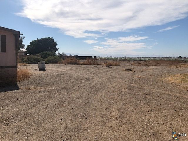 2nd image of 2081 Sandoval Cir