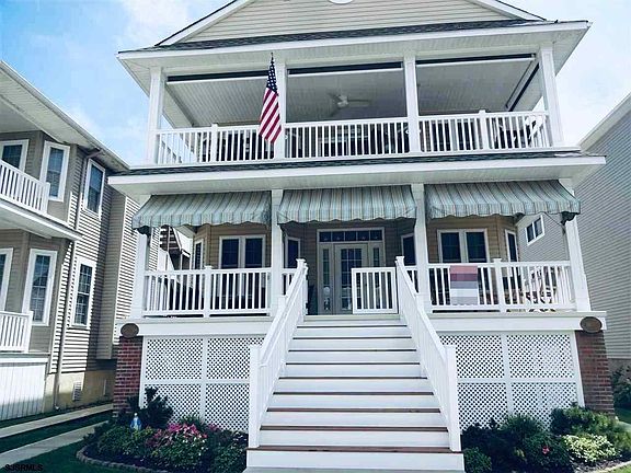 3rd image of 1441 Simpson Ave #1