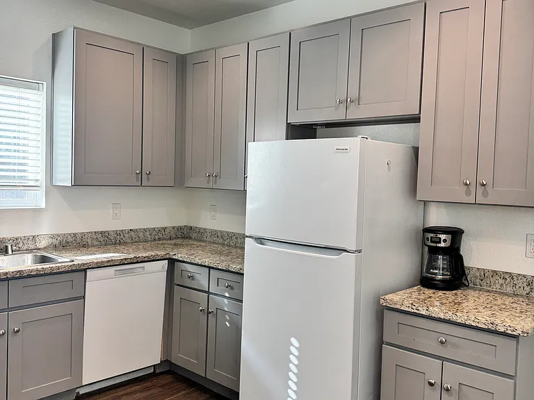 1326 S Santa Fe St #102 — Photo 15