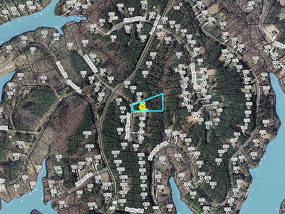 2nd image of 117 Trent Pines Dr