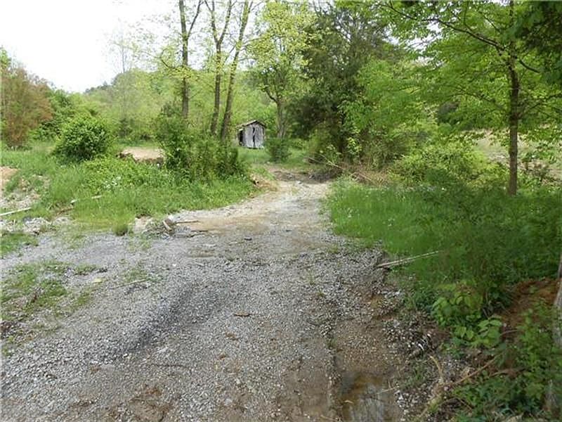2nd image of 3452 Lake City Hwy