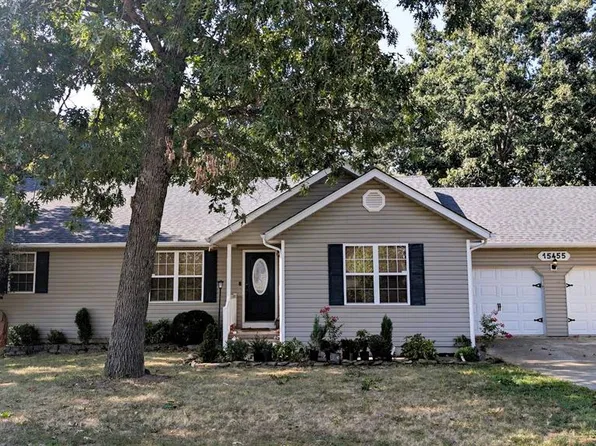 15455 Top Dr, Saint Robert, MO 65584