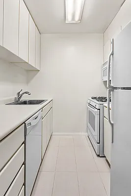 Rented by Corcoran | media 3