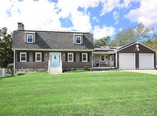218 Lynnrich Dr, Thomaston, CT 06787