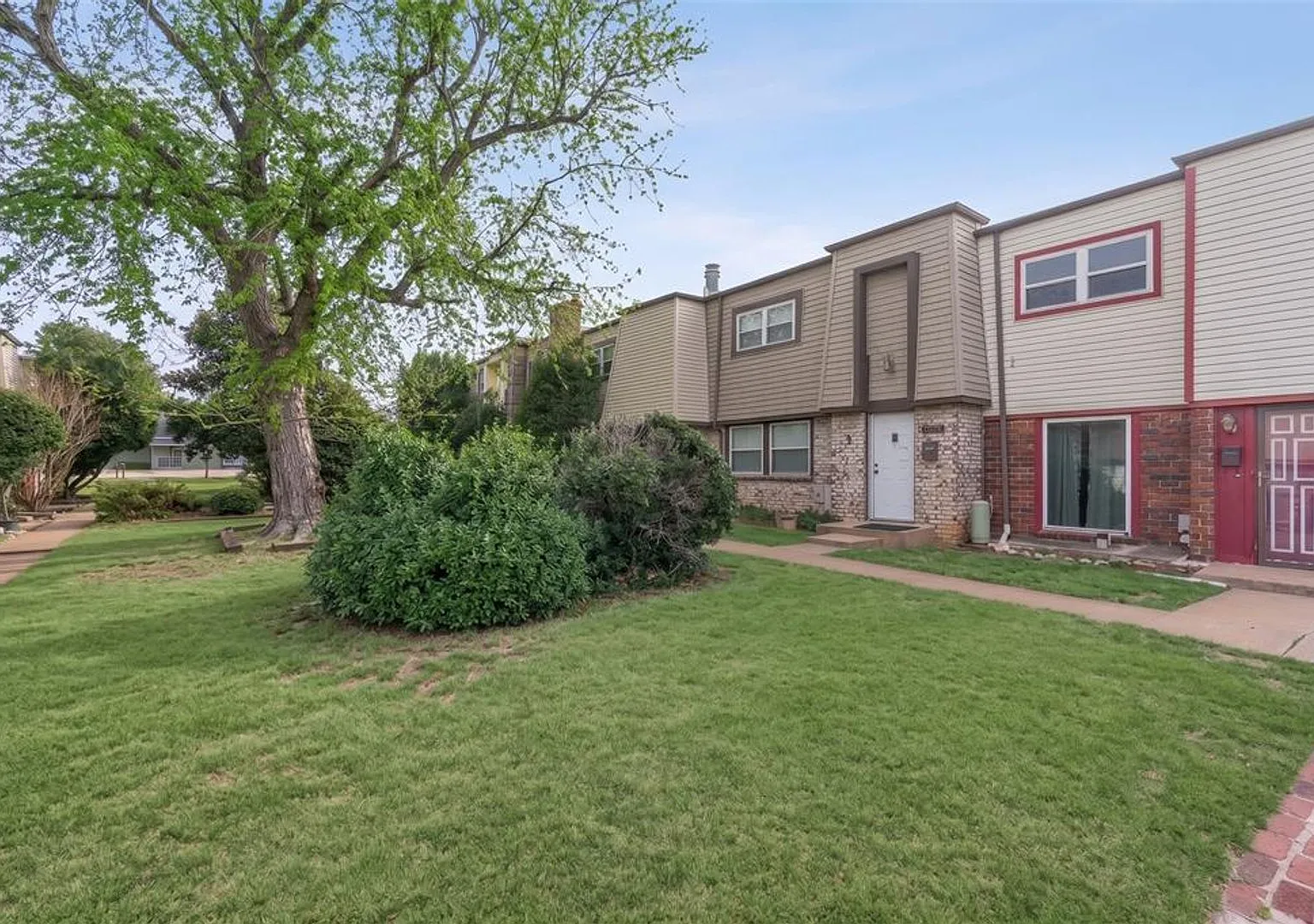 Quail Creek Townhouse — Photo 1