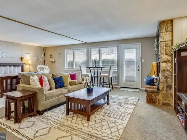 1814 Fairway Dr #315, Basye, VA 22810