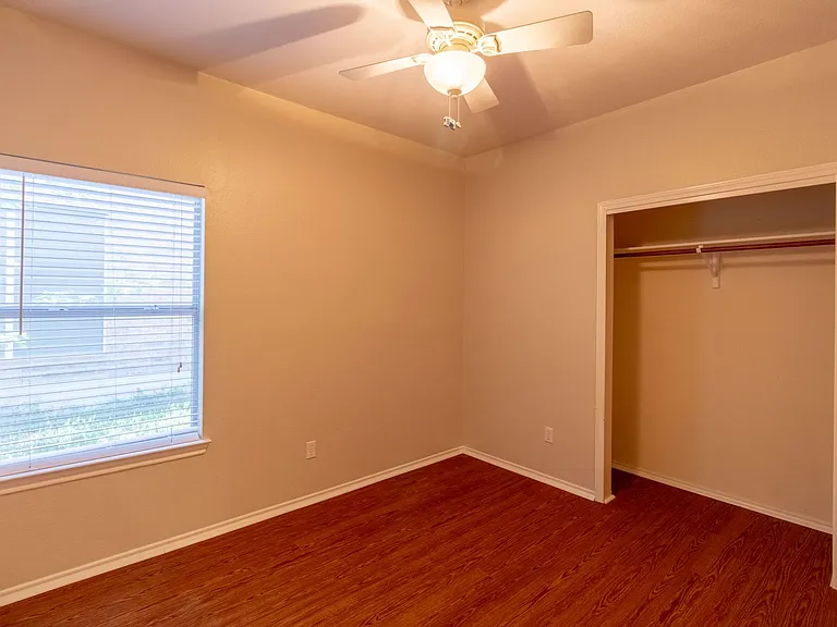 8209 Forest Heights Ln — Photo 20