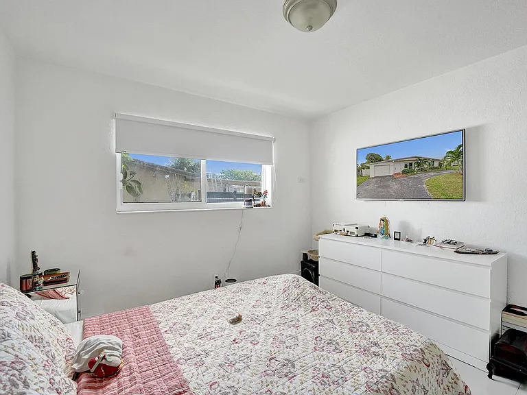 3322 McKinley St — Photo 39