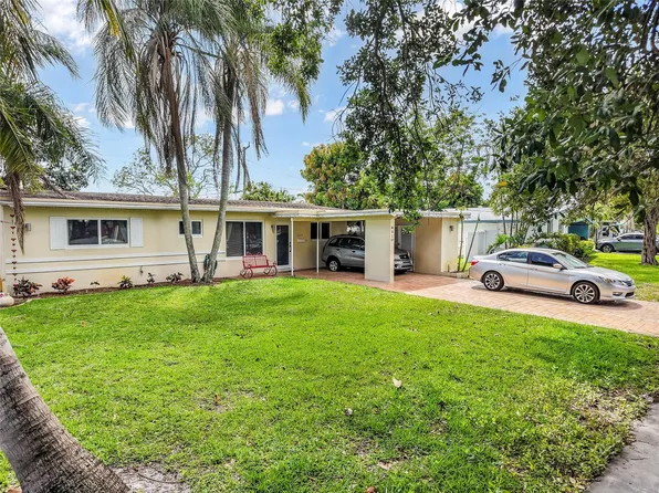 6510 SW 4th Street, Pembroke Pines, FL 33023