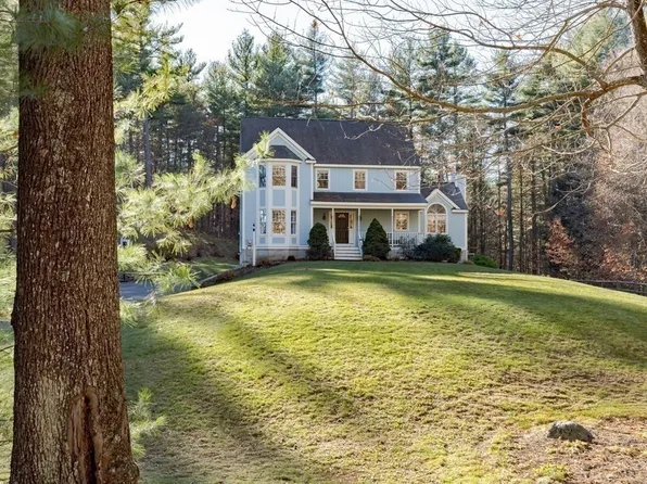 88 Hartwell Ave, Littleton, MA 01460