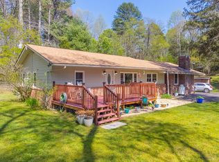176 Laurel Lake Rd, Franklin, NC 28734
