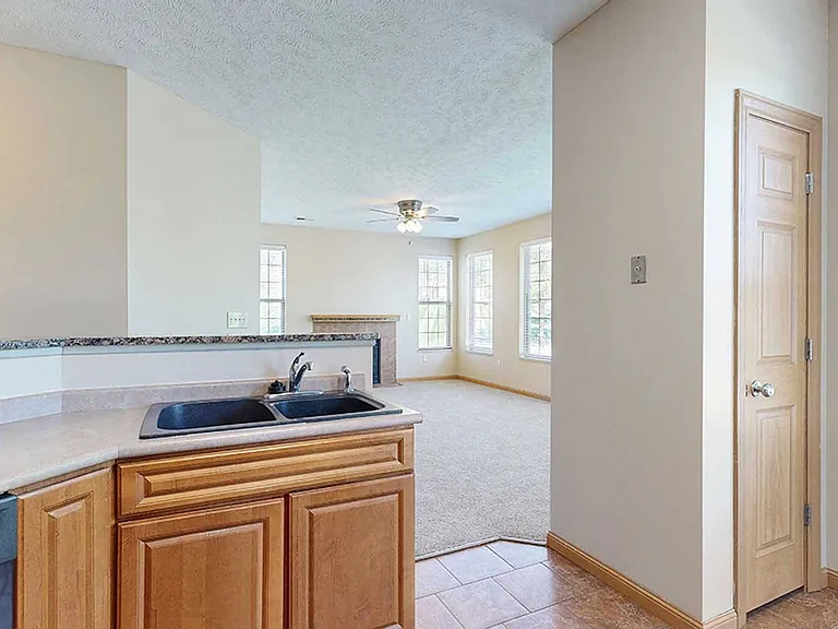 Stone Creek Villas — Photo 161