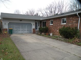 70495 Canterbury Dr, Richmond, MI 48062