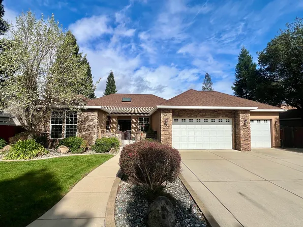 2846 Smith River Dr, Redding, CA 96002