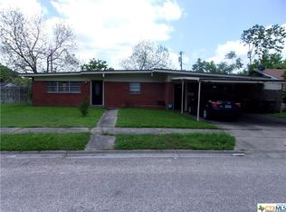 3207 Hummingbird St, Victoria, TX 77901