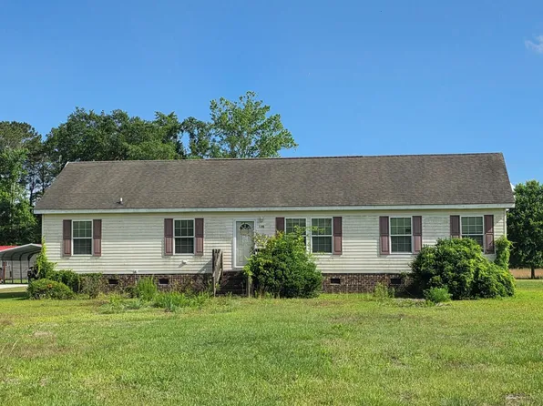 1796 Bear Hole Road, Vanceboro, NC 28586