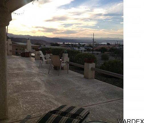 3rd image of 3960 Sponson Dr