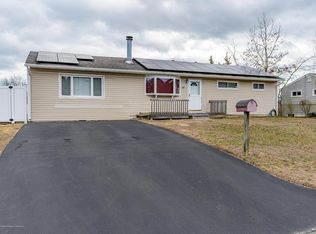 23 Parkway Dr, Brick, NJ 08723