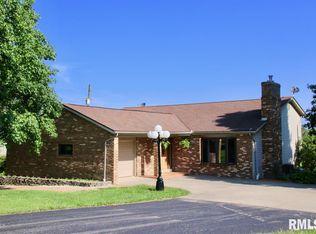 520 Marks Ln, Anna, IL 62905