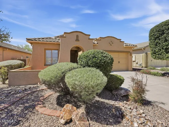 13497 N Garlenda Way, Oro Valley, AZ 85755