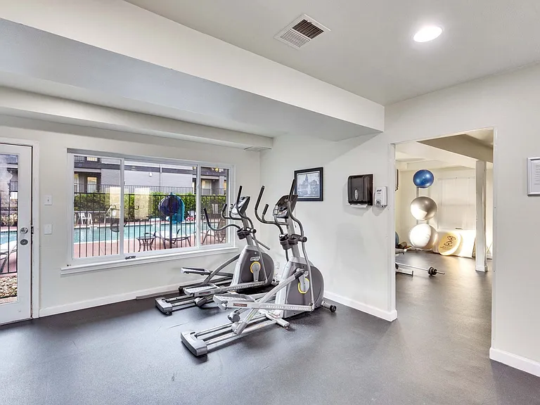 2020 S Congress Ave #1316 — Photo 35