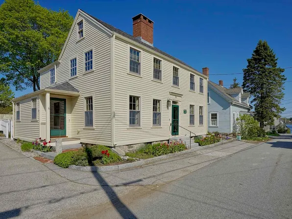 11 Atkinson Street, New Castle, NH 03854