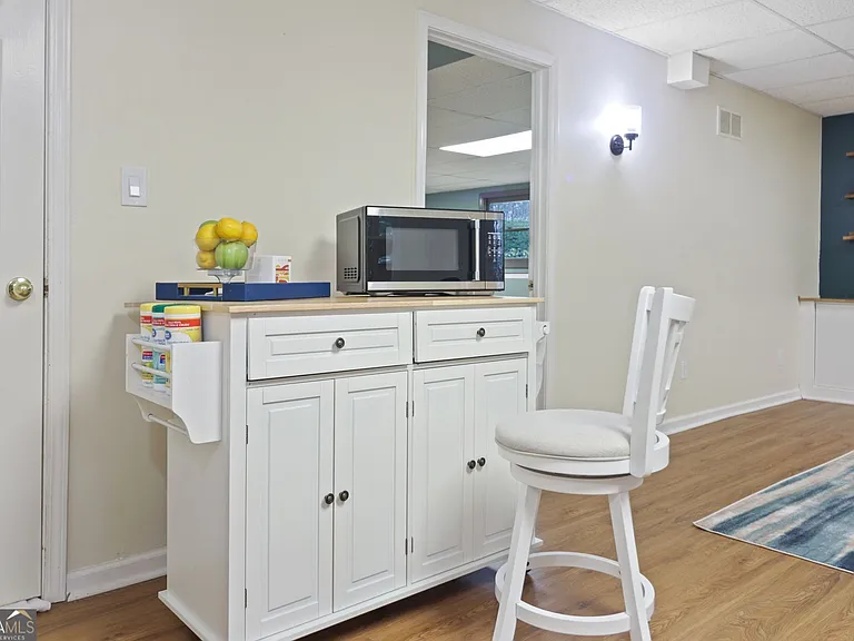 3435 Alexander Pl SW #A — Photo 8