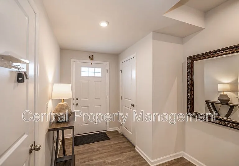 225 Coldwater Creek Ct — Photo 3