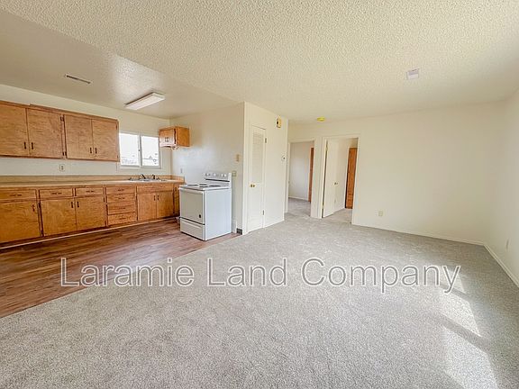 3rd image of 1264 6th St #B